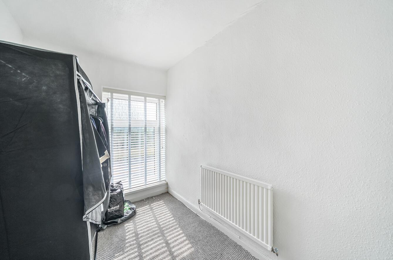 Neath Road, Morriston, Swansea, SA6 8HG